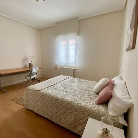 Апартаменты Cozy In Center Сантандер